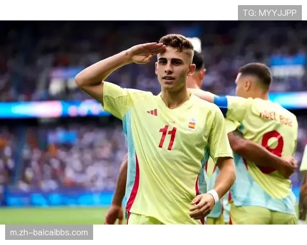 费尔明巴萨欧冠梅开二度 年轻中场展现全面进攻能力